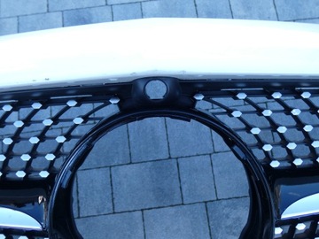 Grill zderzak kratki MERCEDES C-klasa W205 prz lif