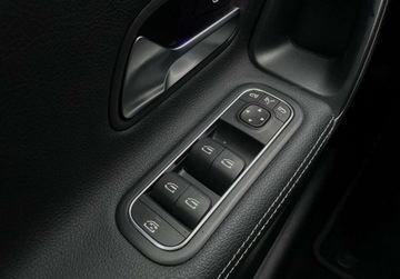 Mercedes Klasa A W177/V177 Hatchback 1.3 200 163KM 2018 Mercedes-Benz Klasa A 163KM VIRTUAL kamera108.000km 1.33 AUTOMAT zarejest, zdjęcie 35