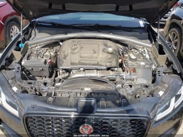Jaguar F-Pace 2022 Jaguar F-Pace S P250 2022 2.0l 2.0 Benzyna 246KM, zdjęcie 8
