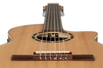 ORTEGA RCE125-3/4 3/4 КЛАССИЧЕСКАЯ ГИТАРА С ФУТЛЯРОМ