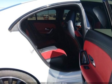 Mercedes CLA C118/X118 2022 Mercedes-Benz CLA 250 2022 2.0 Benzyna 221KM, zdjęcie 12