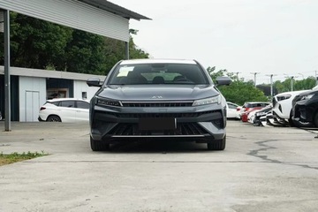  JAC J7 Plus 1.5T CVT Sedan 136KM 2025, zdjęcie 1