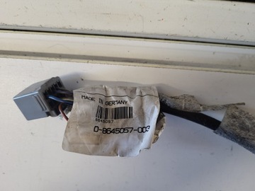 SVAZEK KRYT KUFRU ZADNÍ VOLVO S60 I 8645057