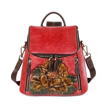 Plecak cross-body ze skóry bydlęcej na jedno ramię