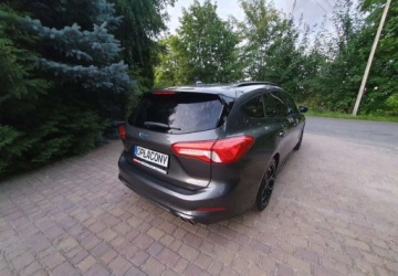 Ford Focus IV Kombi 1.5 EcoBoost 150KM 2020 Ford Focus Ford Focus 1.5 EcoBoost STart-Stopp-System ST-LINE 1.5 Benzyna, zdjęcie 5