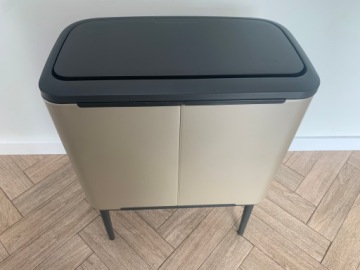 BRABANTIA BO TOUCH BIN БОЛЬШОЙ МУСОРНЫЙ БАК 36Л