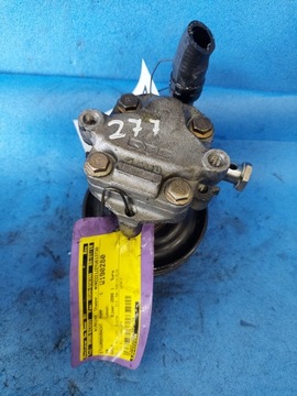GOLF IV ČERPADLO SERVO  1.4 1.6 16V KYB