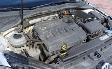 Volkswagen Golf VII Variant 2.0 TDI CR DPF BlueMotion Technology 150KM 2014 Volkswagen Golf Variant 2.0TDI 150KM DSG Automatyczna skrzynia Zdrowy Spra, zdjęcie 35