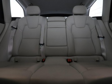 Volvo XC60 II Crossover Plug-In 2.0 T6 Plug-in Hybrid 340KM 2020 Volvo XC 60 PHEV jasne skóry 4x4 full LED, zdjęcie 17