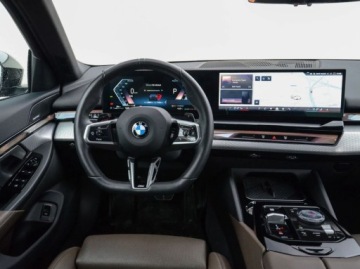 BMW Seria 5 G90-91 Sedan 2.0 20d 197KM 2025 BMW Seria 5 BMW 520d xDrive Sedan 2.0 Hybryda 197KM, zdjęcie 31
