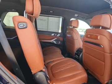BMW X7 2024 BMW X7 M60I 2024 4.4 Benzyna 523KM, zdjęcie 10