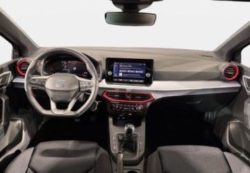 Seat Ibiza V Hatchback 5d Facelifting 1.0 TSI 110KM 2023 Seat Ibiza VAT 23 FR 1.0TSI 110KM M6 2025 r., salon PL, I wl., V Benzyna, zdjęcie 3