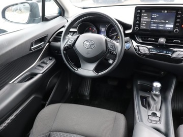 Toyota C-HR I Crossover Facelifting 1.8 Hybrid 122KM 2023 Toyota C-HR 1.8 Hybrid, Serwis ASO, Automat, zdjęcie 6