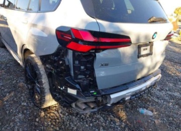 BMW X5 G05 2024 BMW X5 2024, 4.4L, 4x4, M60I, od ubezpieczalni 4.4 Benzyna 523KM, zdjęcie 8