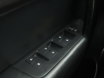 Chevrolet Captiva I 2.0D 150KM 2009 Chevrolet Captiva 2.0 D, 4X4, Automat, Klima, zdjęcie 16