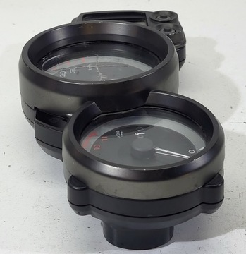 Страница часов Yamaha FJR 1300 2006-2012