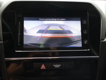 Suzuki Vitara III SUV Facelifting 1.0 BoosterJet 111KM 2019 Suzuki Vitara 1.0 BoosterJet, Salon Polska, zdjęcie 16