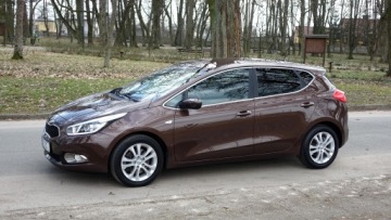 Kia Ceed II Hatchback 5d Facelifting 1.6 GDI 135KM 2015 ..Ceed .. Serwisowany .. Grzana Kierownica i Fotele .. Czujniki parkowania, zdjęcie 25