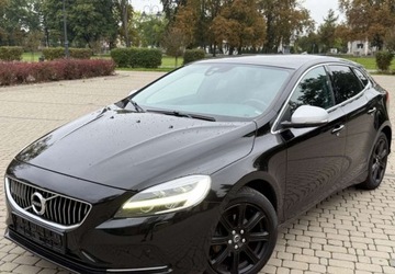 Volvo V40 II Hatchback Facelifting 2.0 D3 150KM 2018 Volvo V40 Volvo V40 D3 Inscription 2.0 Diesel 150KM, zdjęcie 2