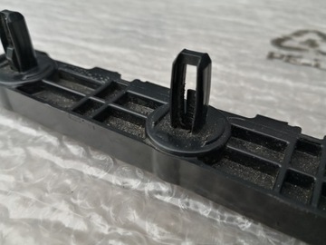 КРЕПЛЕНИЕ РАЗДВИЖНОЙ ЗАДНЕЙ РАМЫ TESLA S 1003691-00-B