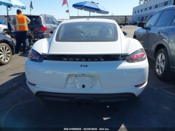 Porsche 2021 Porsche 718 Cayman Porsche 718 Cayman T, od ubezpieczalni 2.0 Benzyna 300KM, zdjęcie 3