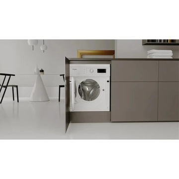 Встраиваемая стиральная машина WHIRLPOOL BI WMWG 81485 PL