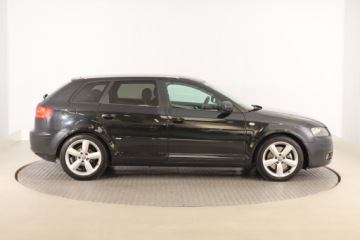 Audi A3 8P Hatchback 3d 2.0 TDI PD 170KM 2007 Audi A3 2.0 TDI, 167 KM, Klima, Klimatronic, zdjęcie 5