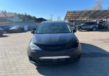Chrysler Pacifica II 2018 Chrysler Pacifica 2018 Chrysler Pacifica kamery 360 auto w Polsce po akcyz, zdjęcie 2