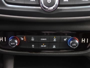 Opel Insignia II Sports Tourer 2.0 CDTI 170KM 2019 Opel Insignia 2.0 CDTI, Salon Polska, Serwis ASO, zdjęcie 11