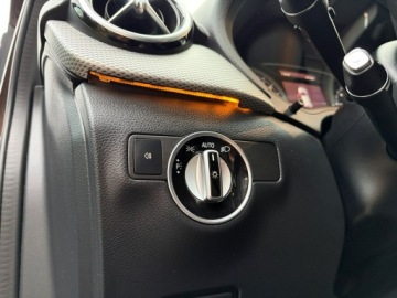 Mercedes Klasa B W246 Sports Tourer Facelifting 2.0 250 211KM 2018 Mercedes B 250 211 KM Automat Full LED Kamera, zdjęcie 11