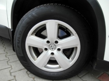 Volkswagen Tiguan I SUV 2.0 TDI CR DPF 140KM 2008 Volkswagen Tiguan Webasto 4x4 Nawigacja Bi-Xenon Klimatronik 2.0 Diesel, zdjęcie 26