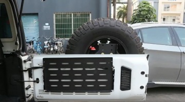 Выдвижной столик JEEP WRANGLER JK, дверь багажника