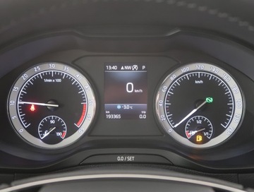 Skoda Karoq Crossover 2.0 TDI 190KM 2020 Skoda Karoq 2.0 TDI, Salon Polska, Serwis ASO, zdjęcie 10