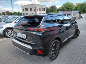 Peugeot 2008 II SUV 1.2 PureTech 155KM 2022 Peugeot 2008 GT 155 KM Focal Skora Panorama 1.2 Benzyna 155KM, zdjęcie 6