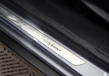 Peugeot 2008 I SUV Facelifting 1.2 PureTech 130KM 2019 Peugeot 2008 Crossway Kamera cofania Panorama Kubelkowe fotele 1.2, zdjęcie 15