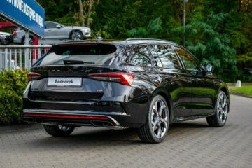 Skoda Octavia IV 2026 Škoda Octavia Skoda Octavia Combi RS 2.0 TSI 265, zdjęcie 5
