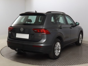 Volkswagen Tiguan II SUV 1.4 TSI 150KM 2017 VW Tiguan 1.4 TSI, Salon Polska, DSG, VAT 23%, zdjęcie 4