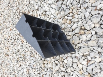 Пандус для коляски ростом 15 см.