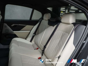 BMW Seria 5 G90-91 2026 BMW Seria 5 30e xDrive 299 KM PHEV - Gotowy do Odbioru - Pakiet M Pro 2.0, zdjęcie 24