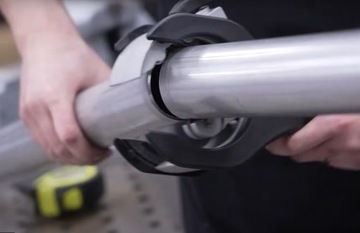 РЕЗАК С ХРАПОВИКОЙ ДЛЯ ТРУБ 35–66 мм УГЛЕРОДИСТАЯ НЕРЖАВЕЮЩАЯ СТАЛЬ