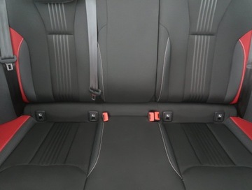 Skoda Kamiq Crossover 1.0 TSI 110KM 2022 Skoda Kamiq 1.0 TSI, Salon Polska, Serwis ASO, zdjęcie 9