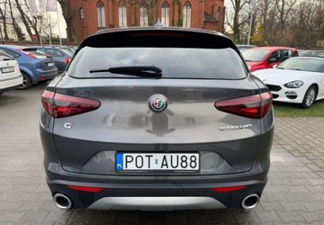 Alfa Romeo Stelvio SUV Facelifting 2.0 Turbo 200KM 2021 Alfa Romeo Stelvio Alfa Romeo Stelvio 2.0 Benzyna 201KM, zdjęcie 6
