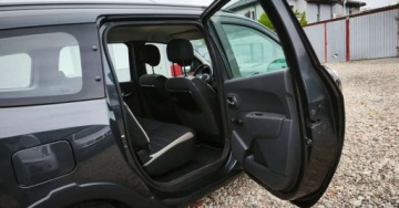 Dacia Lodgy Minivan Facelifting 1.6 SCe 102KM 2019 Dacia Lodgy Dacia Lodgy SCe 100 Stepway 1.6 Benzyna 102KM, zdjęcie 27