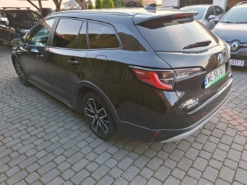 Toyota Corolla XII TS Kombi 1.8 Hybrid 122KM 2021 Toyota Corolla Kombi Trek 2021/22 1.8 Hybryda Salon PL, zdjęcie 9