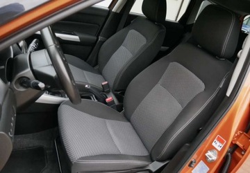 Suzuki Vitara III SUV 1.6 VVT 120KM 2016 Suzuki Vitara Suzuki Vitara 1.6 Elegance 2WD 1.6 Benzyna 120KM, zdjęcie 24