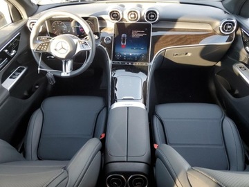 Mercedes GLC C254/X254 2025 Mercedes-Benz GLC 300 4Matic 2025 2.0l 2.0 Benzyna 255KM, zdjęcie 8