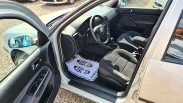 Volkswagen Golf IV Hatchback 1.4 16V 75KM 1999 Volkswagen Golf stan bdb, zdjęcie 8