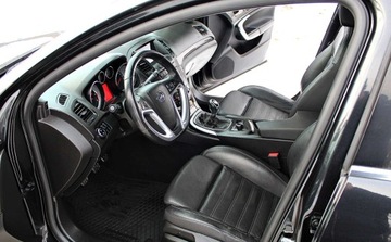 Opel Insignia I Sports Tourer 2.0 CDTI ECOTEC 160KM 2011 Opel Insignia 2.0 Cdti Navi Skorzana tapicerka OPC-line Tryby jazdy Gwar, zdjęcie 7
