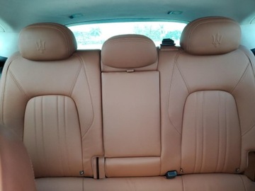 Maserati Levante 2022 Maserati Levante 2022r., Base, 3L, od ubezpieczalni 3.0 Benzyna 580KM, zdjęcie 8