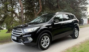 Ford Kuga II SUV Facelifting 1.5 EcoBoost 150KM 2019 Ford Kuga Ford Kuga 1.5 EcoBoost 2x4 Titanium 1.5 Benzyna 150KM